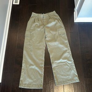 LAST CHANCE!!! Hollister Ulta-Wide Leg High Rise